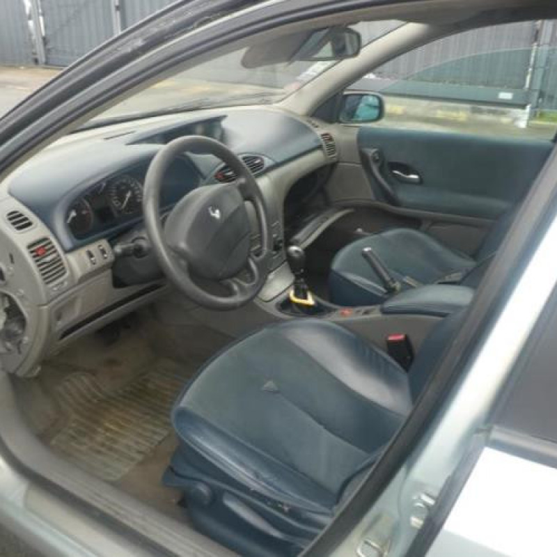 Air bag conducteur RENAULT LAGUNA 2 Photo n°5