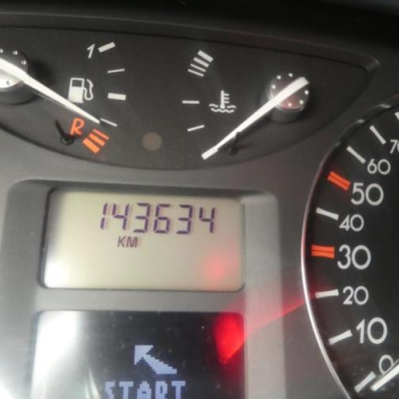 Air bag conducteur RENAULT LAGUNA 2 Photo n°9
