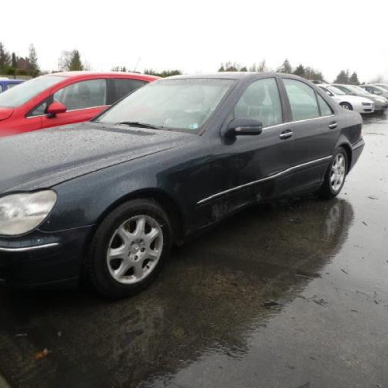 Pretensionneur de ceinture arriere gauche MERCEDES CLASSE S 220 Photo n°4