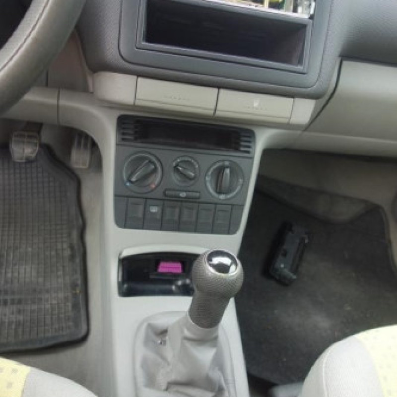 Malle/Hayon arriere VOLKSWAGEN LUPO Photo n°8
