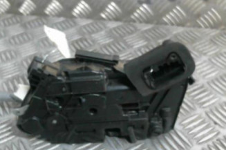 Serrure arriere droit VOLKSWAGEN POLO 5 Photo n°1