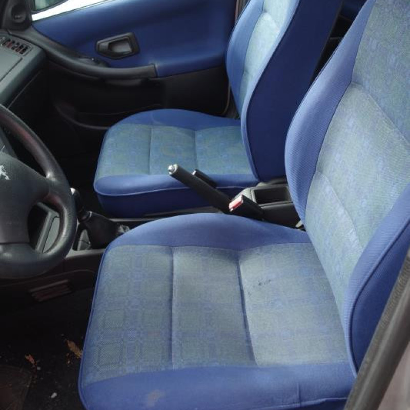 Malle/Hayon arriere PEUGEOT 306 Photo n°8