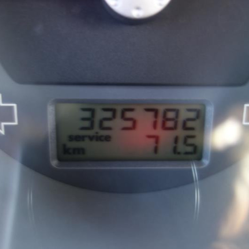 Malle/Hayon arriere VOLKSWAGEN LUPO Photo n°9