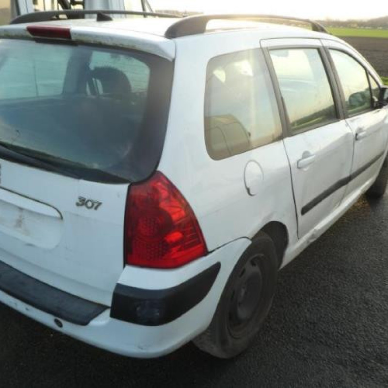 Trappe d'essence PEUGEOT 307 Photo n°4