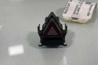 Bouton de warning MERCEDES CLASSE B 245 Photo n°1