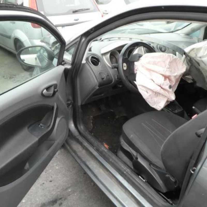 Malle/Hayon arriere SEAT IBIZA 4 Photo n°7