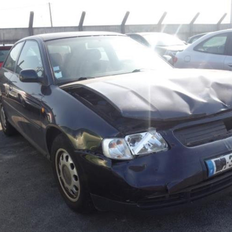 Porte avant droit AUDI A3 1 Photo n°4