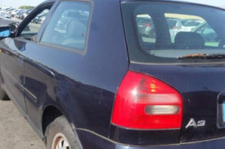 Porte avant droit AUDI A3 1