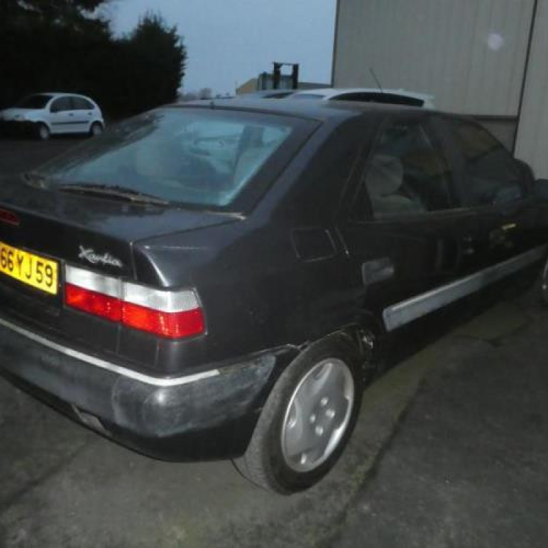Porte arriere droit CITROEN XANTIA Photo n°5