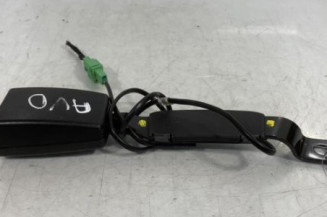 Attache ceinture avant droit VOLKSWAGEN POLO 5 Photo n°1