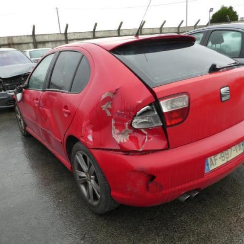 Malle/Hayon arriere SEAT LEON 1 Photo n°6