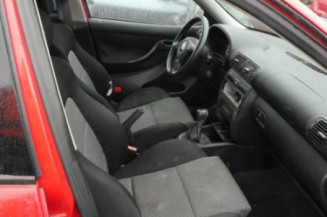 Malle/Hayon arriere SEAT LEON 1