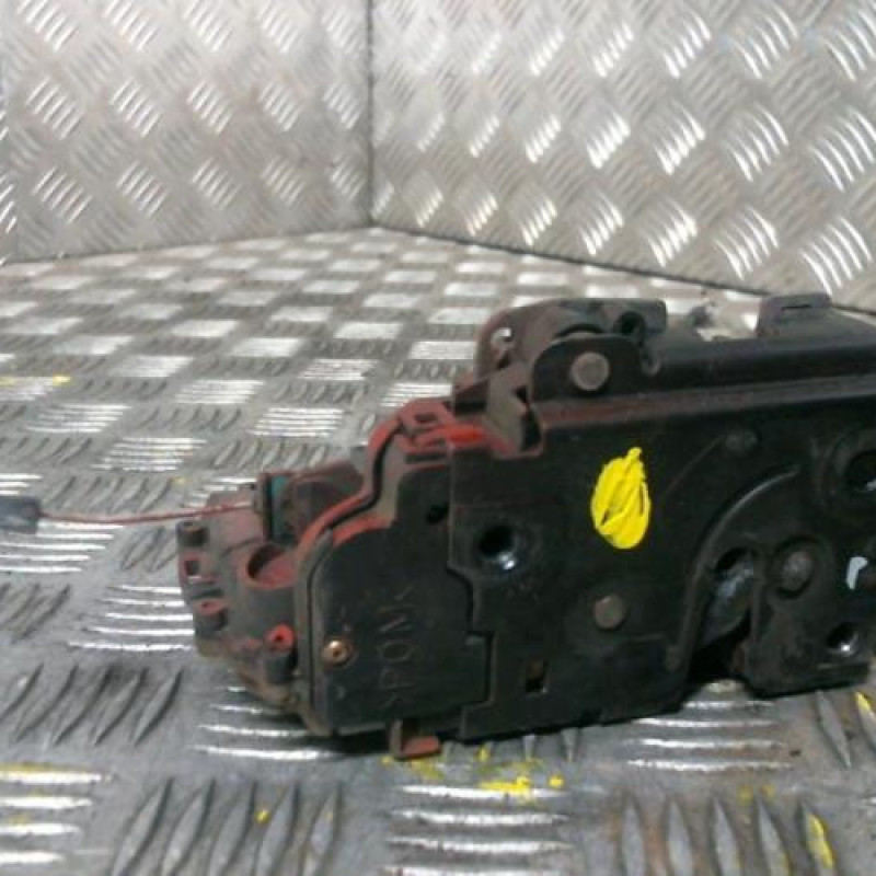 Serrure avant droit SEAT LEON 1 Photo n°1