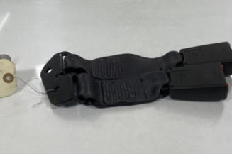 Attache ceinture arriere droit FIAT CROMA 2