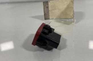 Bouton de warning FIAT CROMA 2