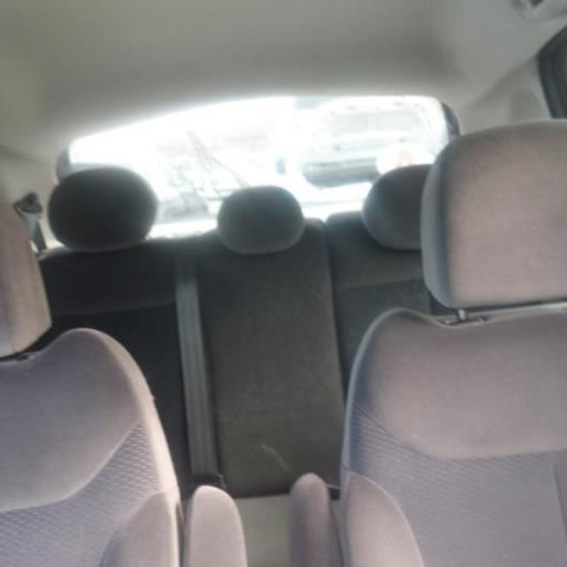 Compresseur clim CITROEN C3 1 Photo n°10