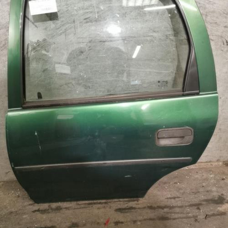 Porte arriere gauche OPEL CORSA B Photo n°1