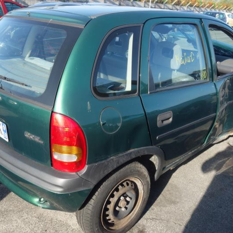 Compteur OPEL CORSA B Photo n°5