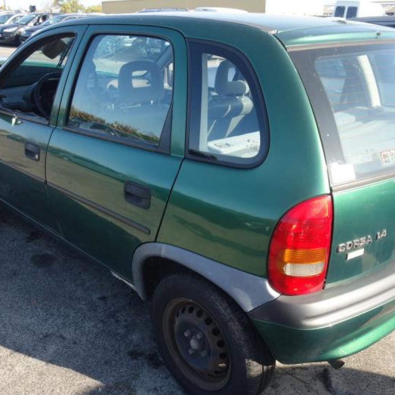 Compteur OPEL CORSA B Photo n°6