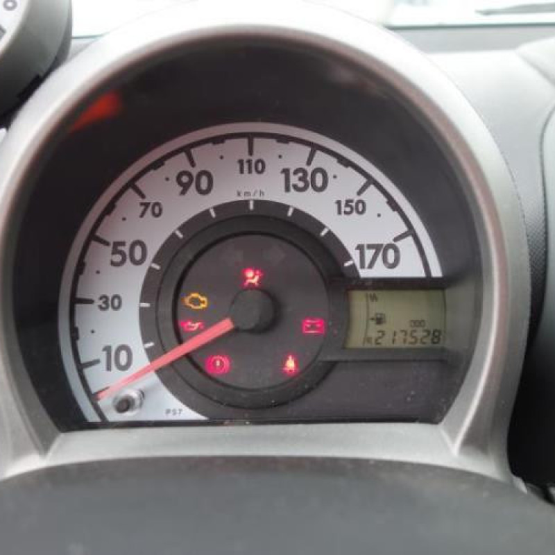 Interrupteur de leve vitre avant droit PEUGEOT 107 Photo n°14
