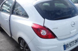 Boitier air bag OPEL CORSA D