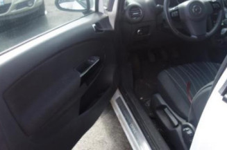 Boitier air bag OPEL CORSA D