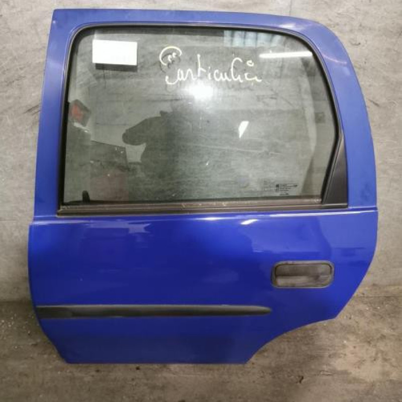 Porte arriere gauche OPEL CORSA B Photo n°1