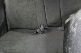 Pretensionneur de ceinture avant droit RENAULT LAGUNA 1