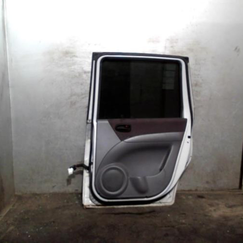 Porte arriere droit HYUNDAI MATRIX Photo n°2