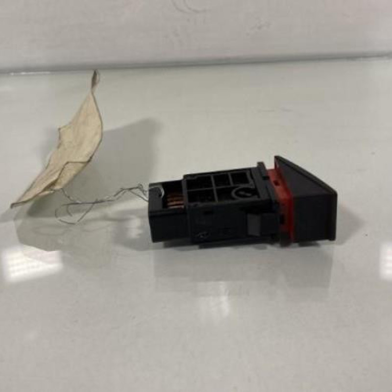 Bouton de warning HYUNDAI MATRIX Photo n°2