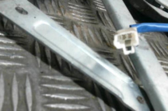 Leve vitre electrique avant droit HYUNDAI MATRIX