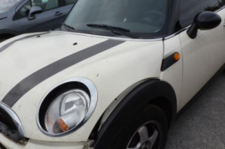 Verin de coffre MINI MINI 2 R56