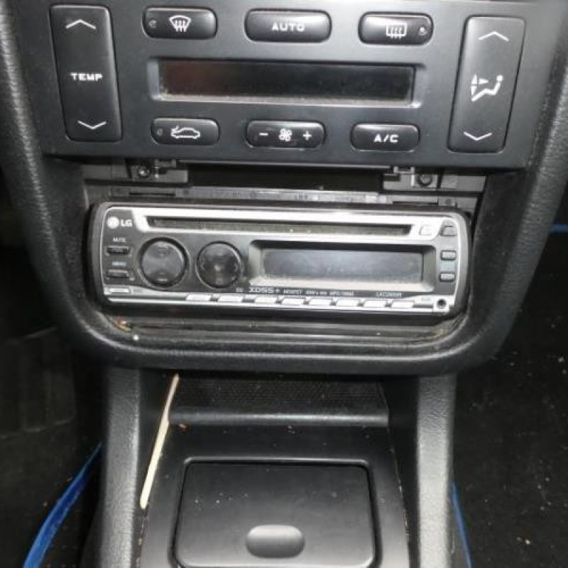 Verin de coffre PEUGEOT 406 Photo n°6