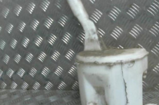Vase de lave glace TOYOTA YARIS VERSO Photo n°1