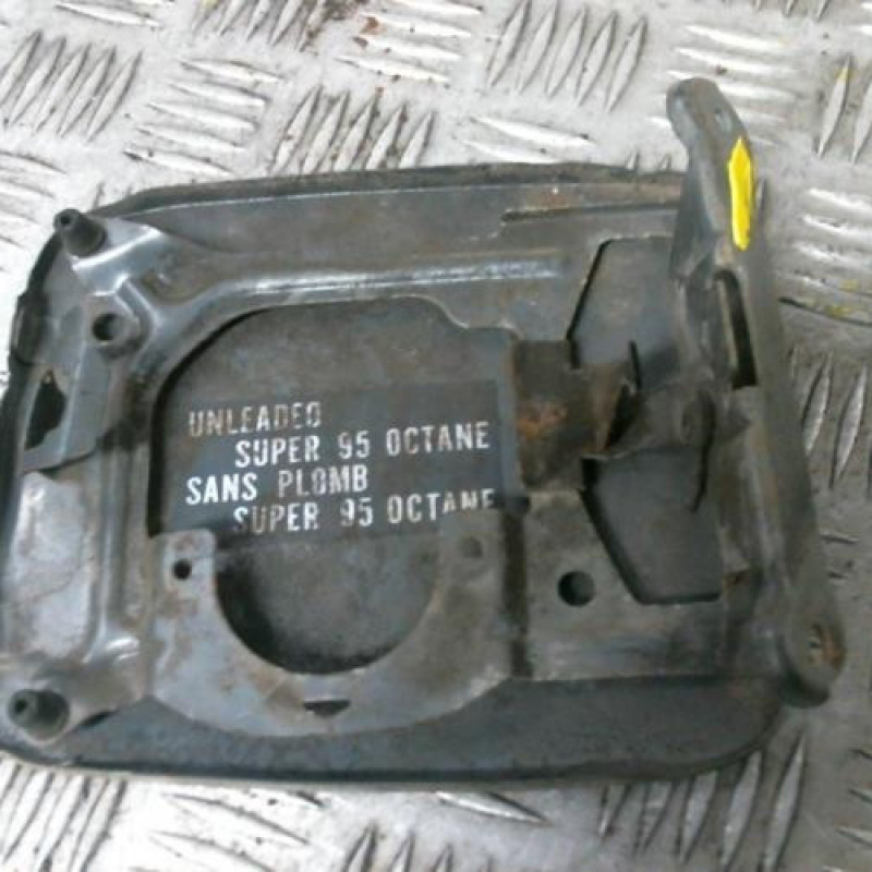 Trappe d'essence NISSAN PRIMERA 3 Photo n°2