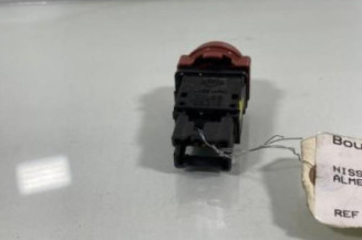 Bouton de warning NISSAN ALMERA TINO