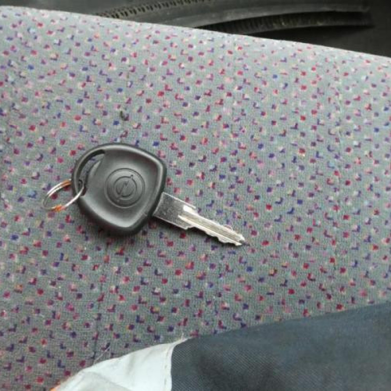 Boitier air bag OPEL CORSA B Photo n°14