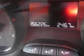 Interrupteur de leve vitre avant gauche PEUGEOT 208 1
