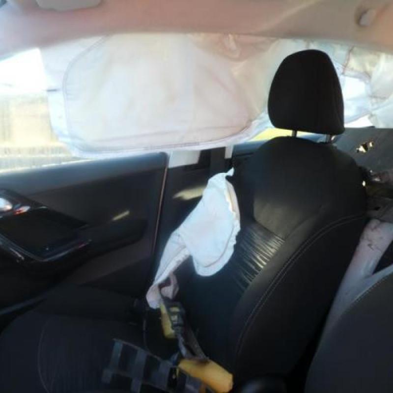 Interrupteur de leve vitre avant gauche PEUGEOT 208 1 Photo n°12
