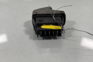 Interrupteur de leve vitre avant droit RENAULT TWINGO 1