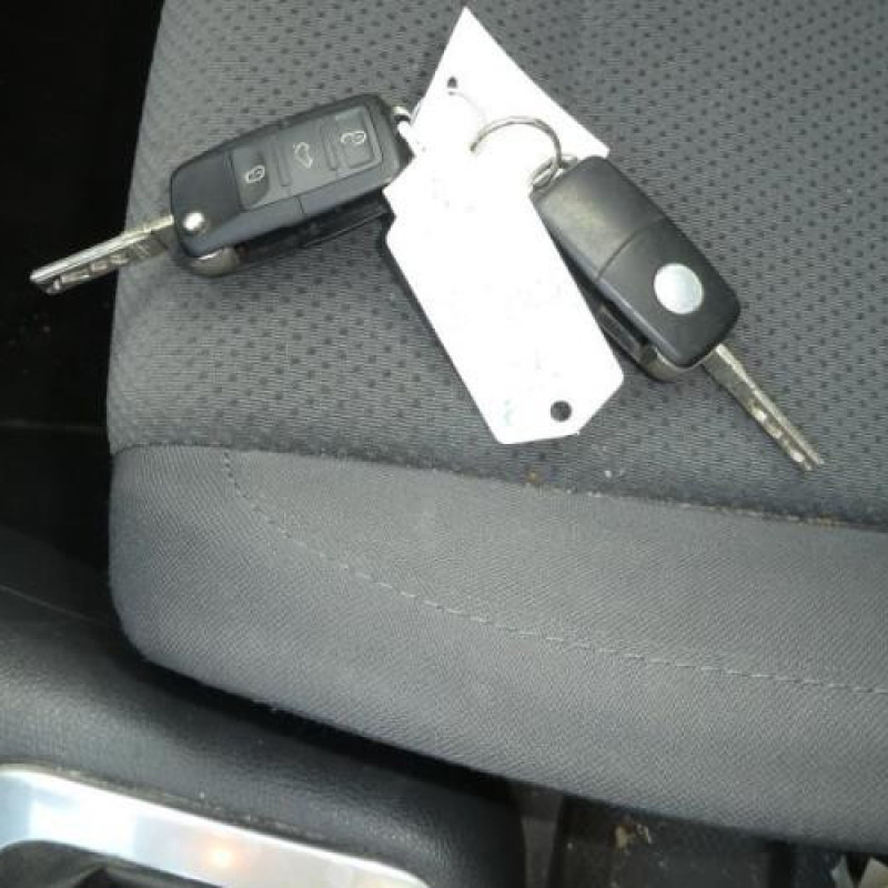 Interrupteur de leve vitre avant gauche VOLKSWAGEN GOLF PLUS Photo n°13