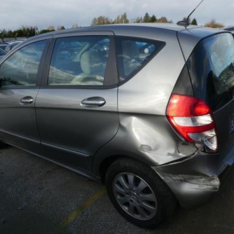 Feu arriere principal droit (feux) MERCEDES CLASSE A 169 Photo n°6