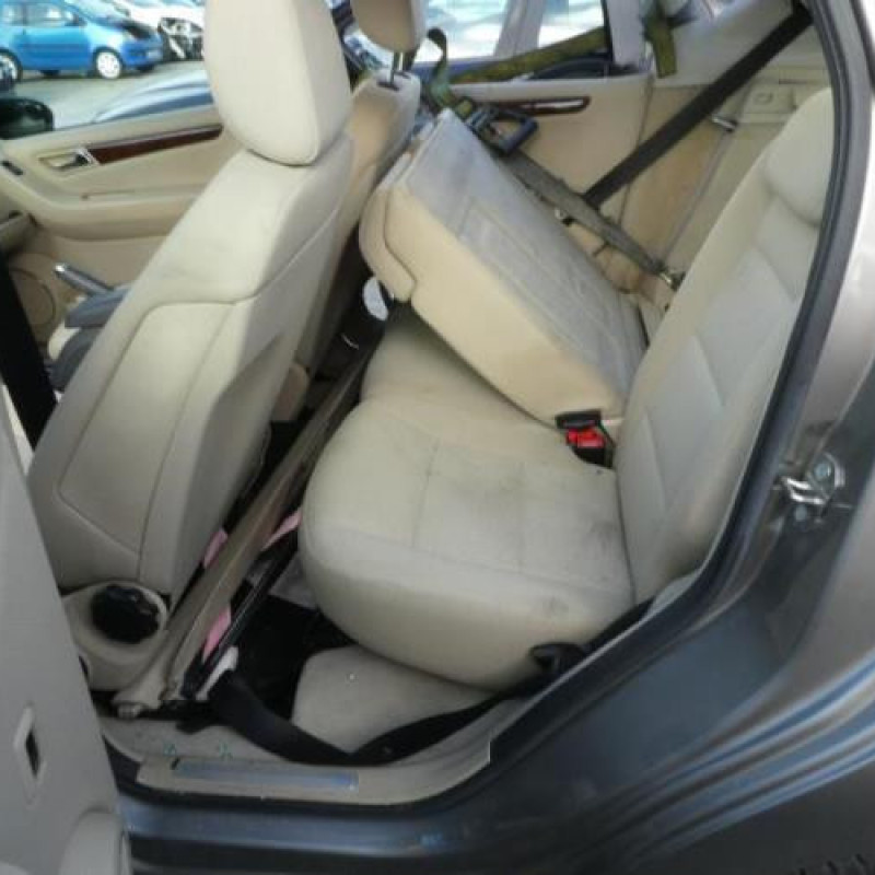 Feu arriere principal droit (feux) MERCEDES CLASSE A 169 Photo n°9
