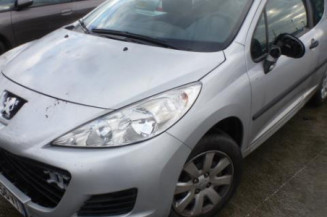 Pompe à carburant PEUGEOT 207
