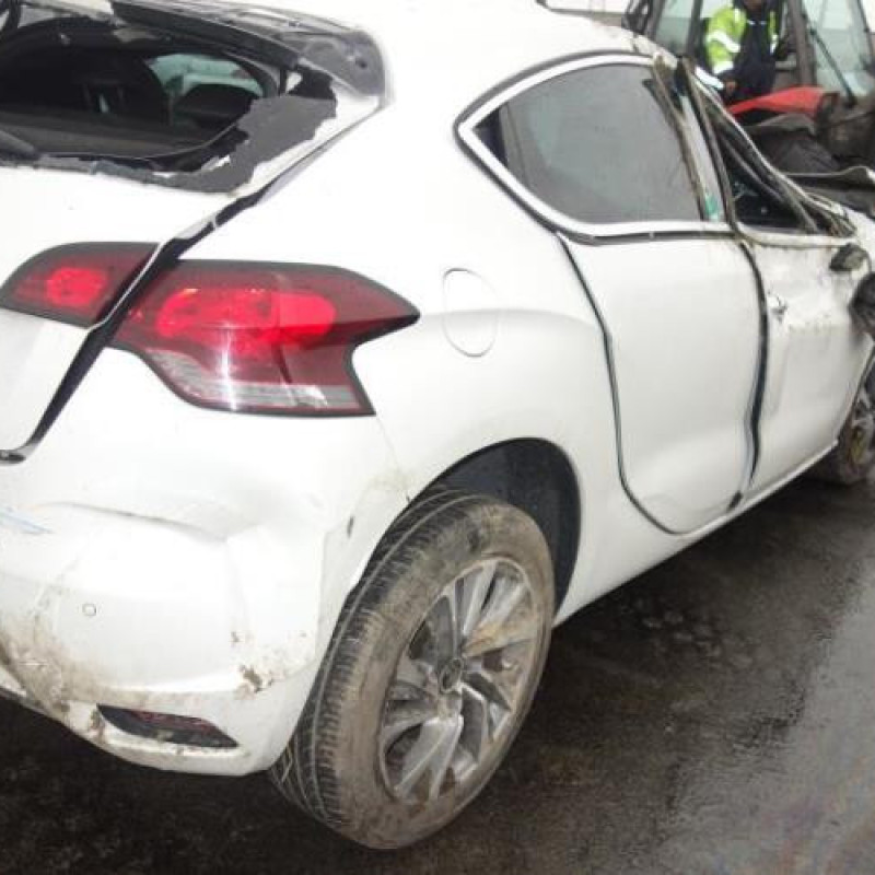 Ceinture arriere droit CITROEN DS4 Photo n°6