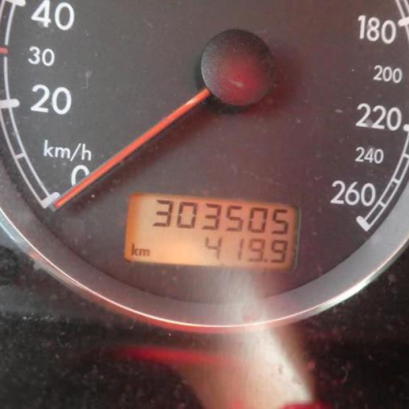 Pretensionneur de ceinture avant gauche VOLKSWAGEN PASSAT 4 Photo n°12