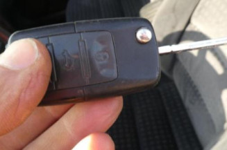 Pretensionneur de ceinture avant gauche VOLKSWAGEN PASSAT 4