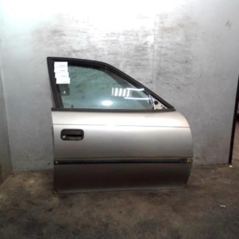 Porte avant droit OPEL ASTRA F Photo n°1