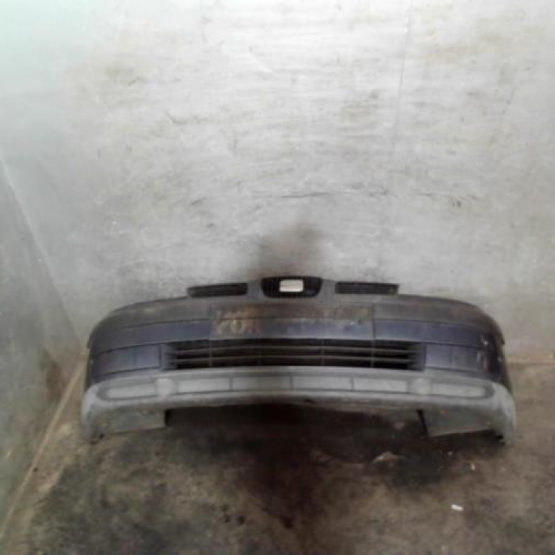 Pare choc avant SEAT IBIZA 2 Photo n°1