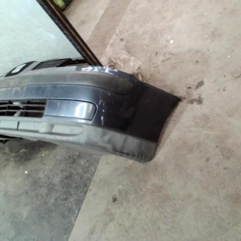 Pare choc avant SEAT IBIZA 2 Photo n°3